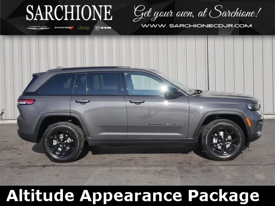 2024 Jeep Grand Cherokee Altitude photo 1