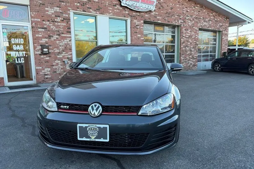 2015 Volkswagen Golf GTI S photo 1