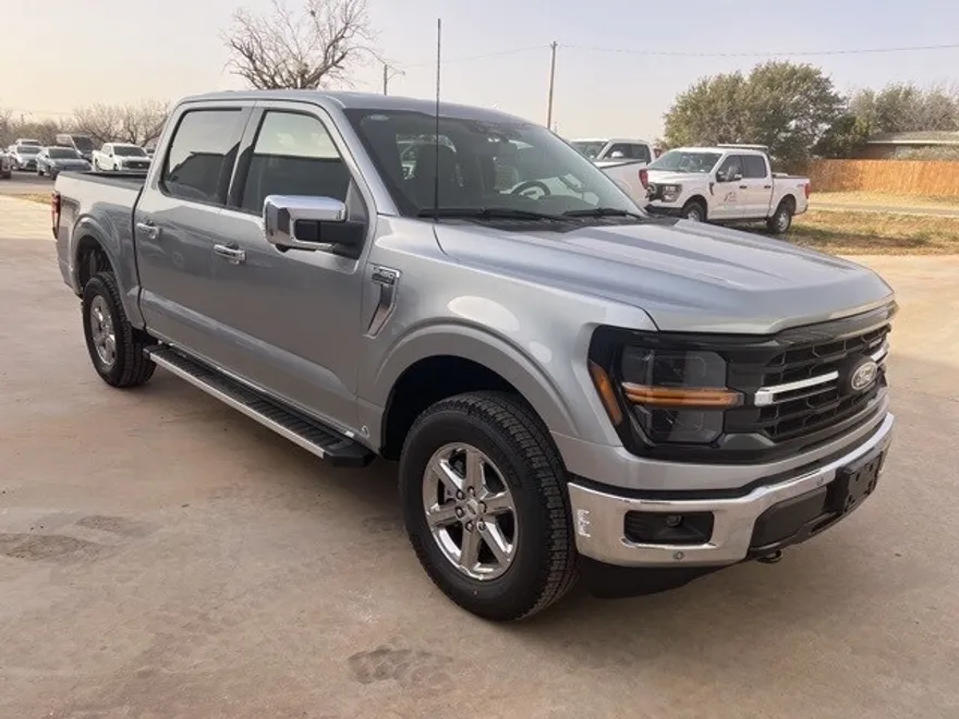 2025 Ford F-150 XLT photo 1