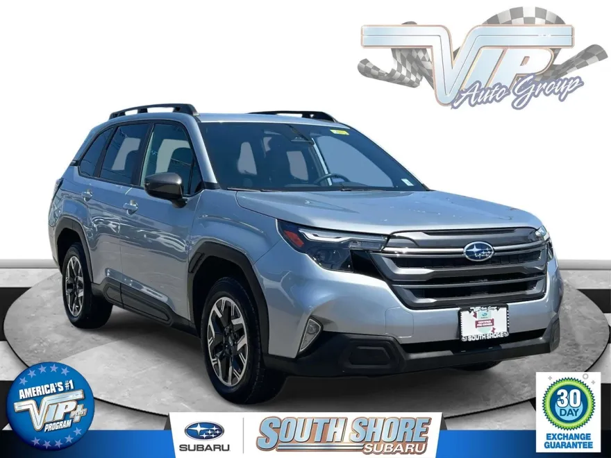 2025 Subaru Forester Premium photo 1