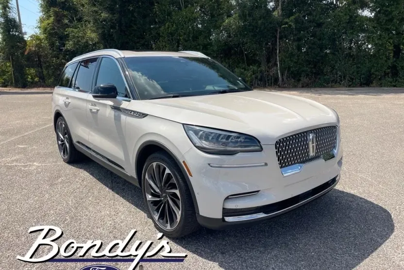 2022 Lincoln Aviator Reserve photo 1