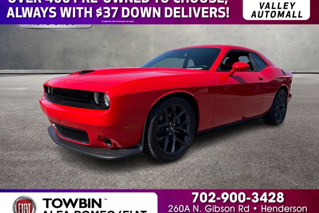 2023 Dodge Challenger GT photo 1