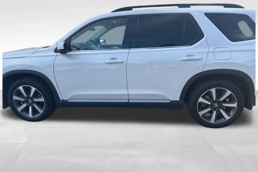 2023 Honda Pilot Elite photo 1