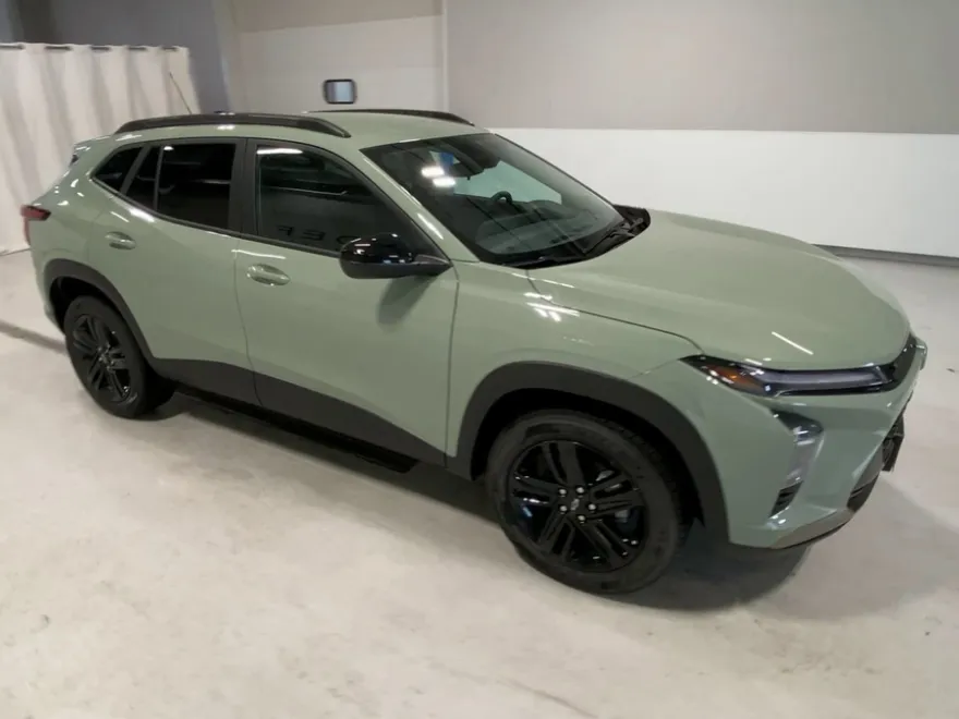 2025 Chevrolet Trax ACTIV photo 1