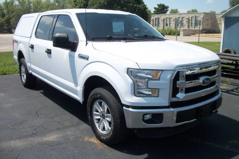 2015 Ford F-150 XLT photo 1