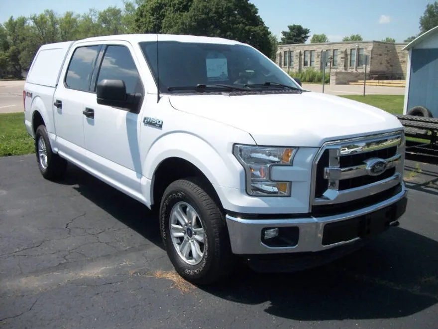 2015 Ford F-150 XLT photo 1