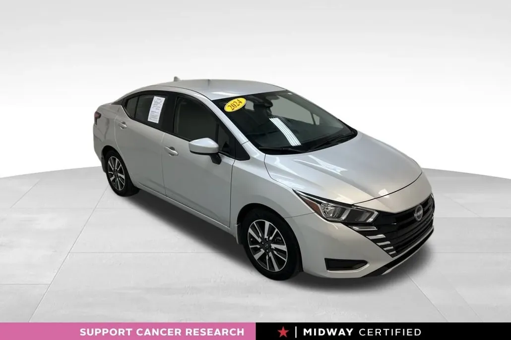 2024 Nissan Versa 1.6 SV photo 1