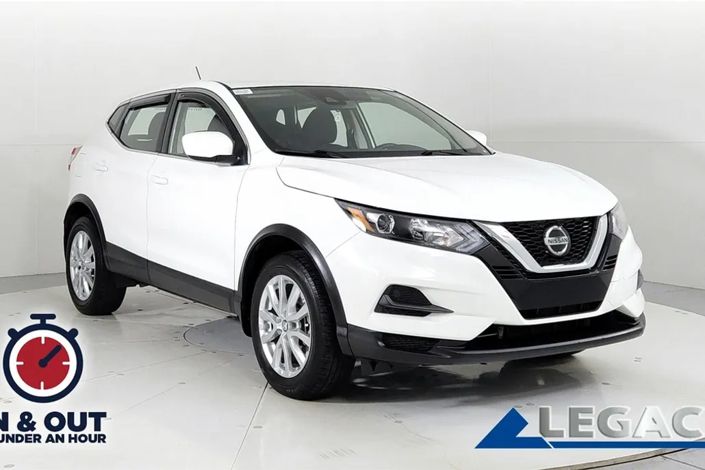 2022 Nissan Rogue Sport S photo 1