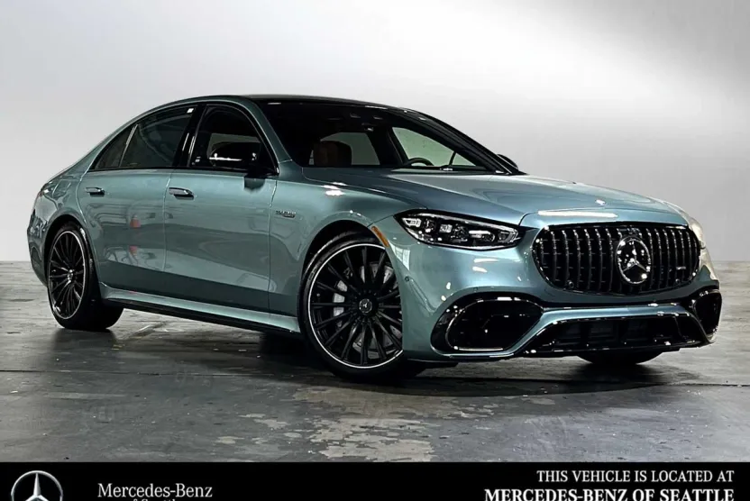 2025 Mercedes Benz S AMG 63 e photo 1