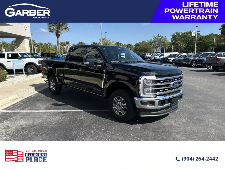 2025 Ford F-250 Lariat photo 1