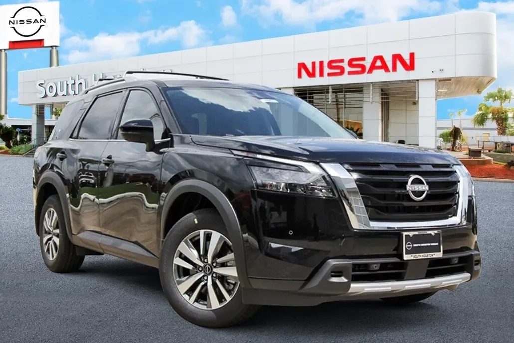 2025 Nissan Pathfinder SL photo 1