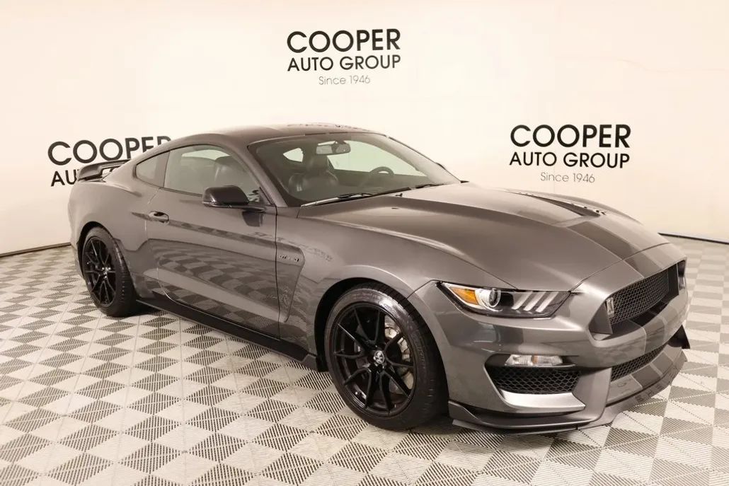 2020 Ford Mustang Shelby GT350 photo 1