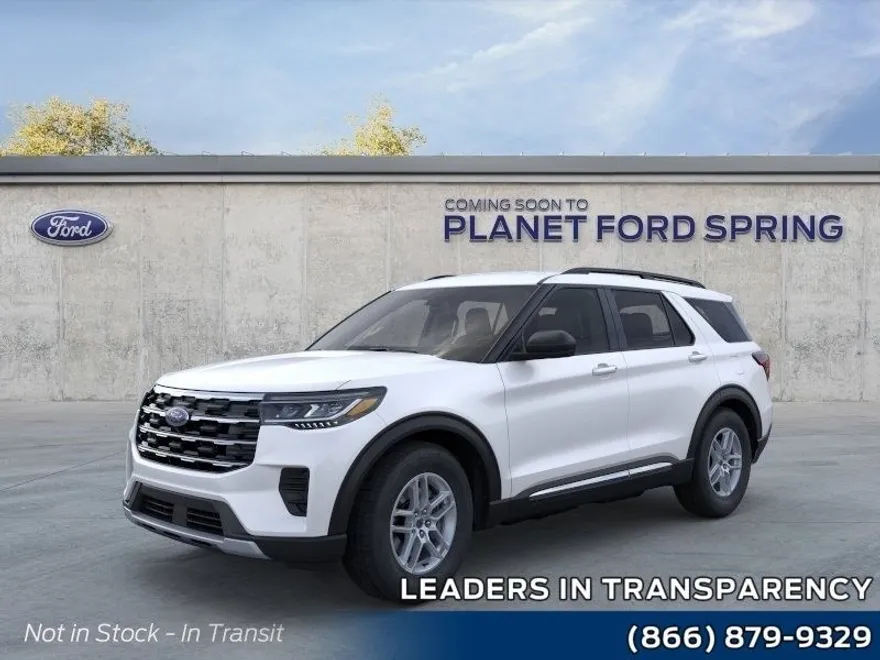 2025 Ford Explorer photo 1