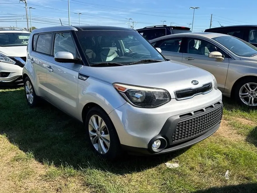 2015 Kia Soul Plus photo 1