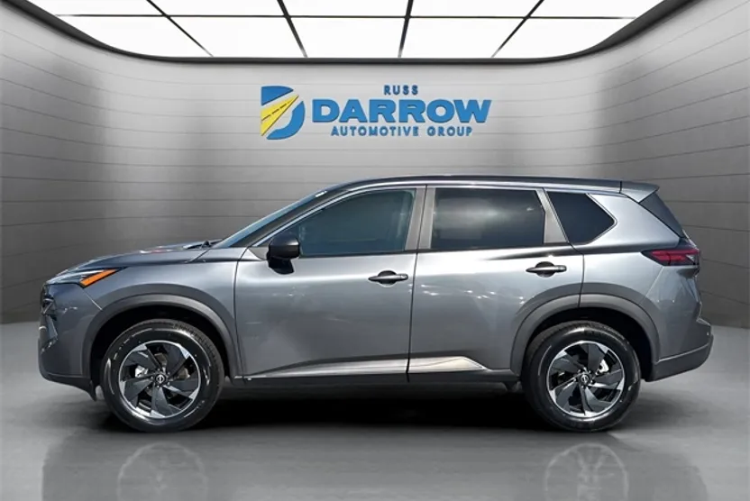 2024 Nissan Rogue SV photo 1