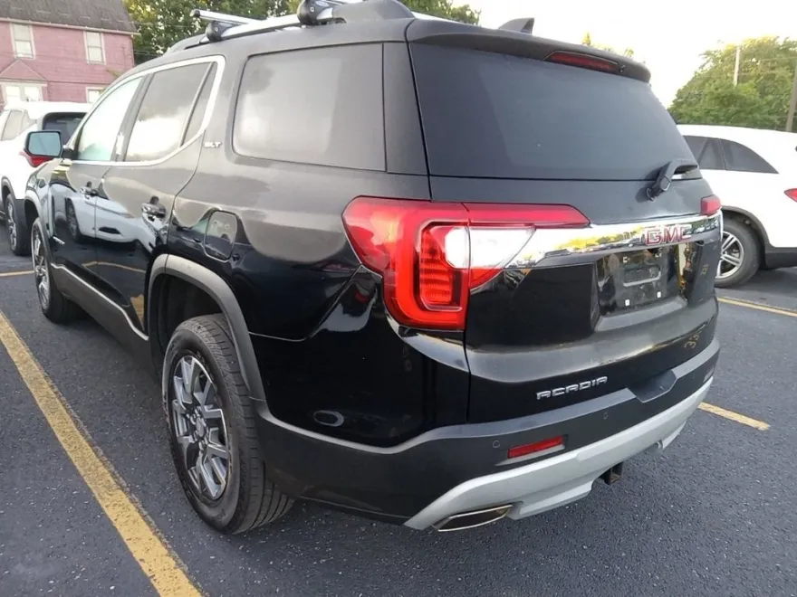 2023 Gmc Acadia SLT photo 1