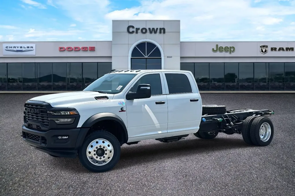 2026 Ram 5500 Tradesman photo 1
