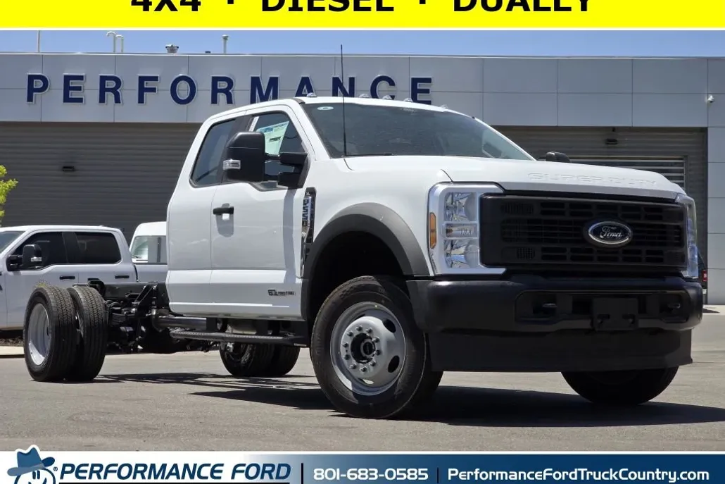 2025 Ford F-550 XL photo 1