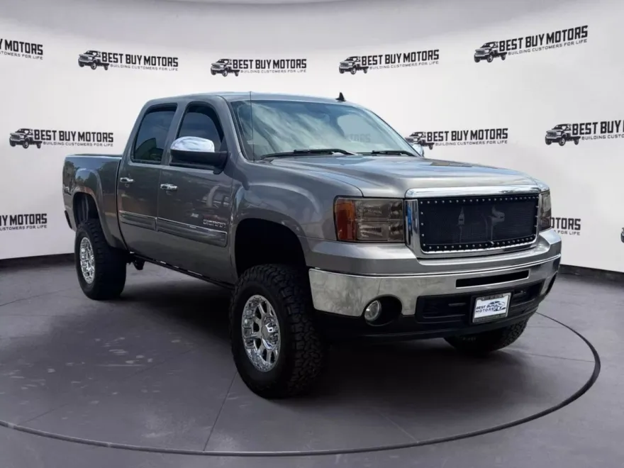 2013 Gmc Sierra 1500 SLE photo 1