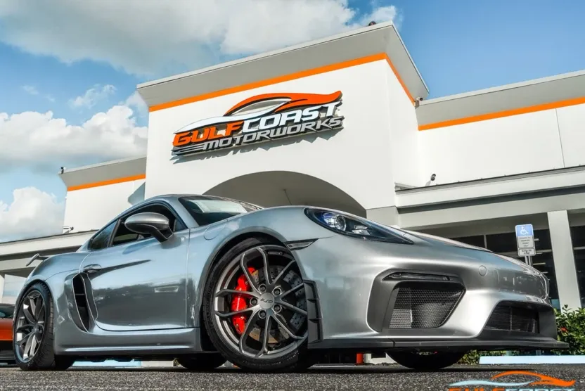2022 Porsche Cayman GT4 photo 1