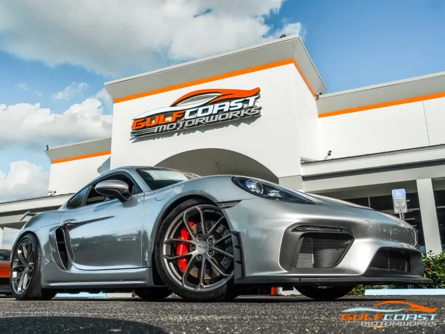 2022 Porsche Cayman GT4 photo 1