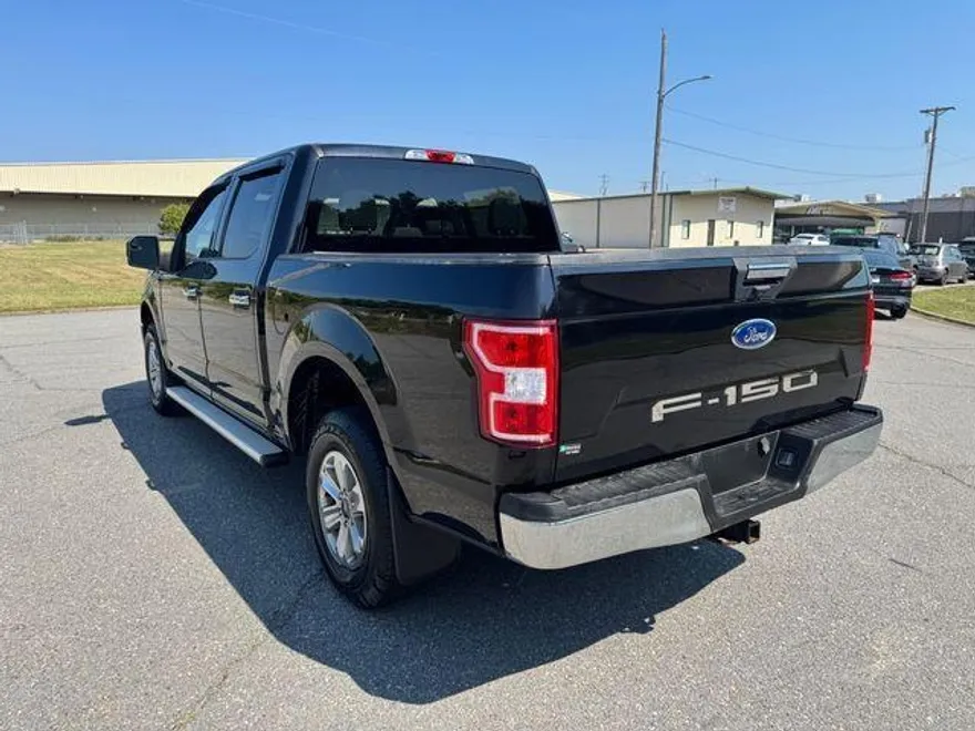 2019 Ford F-150 XLT photo 1