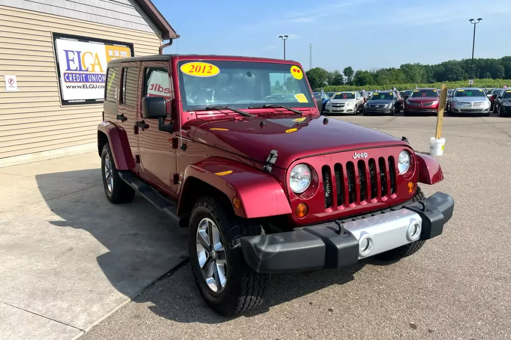 2012 Jeep Wrangler Unlimited Sahara photo 1
