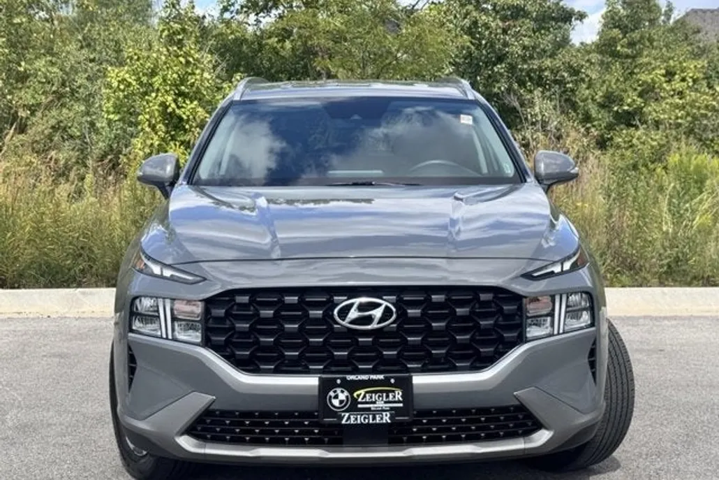 2023 Hyundai Santa Fe SEL photo 1