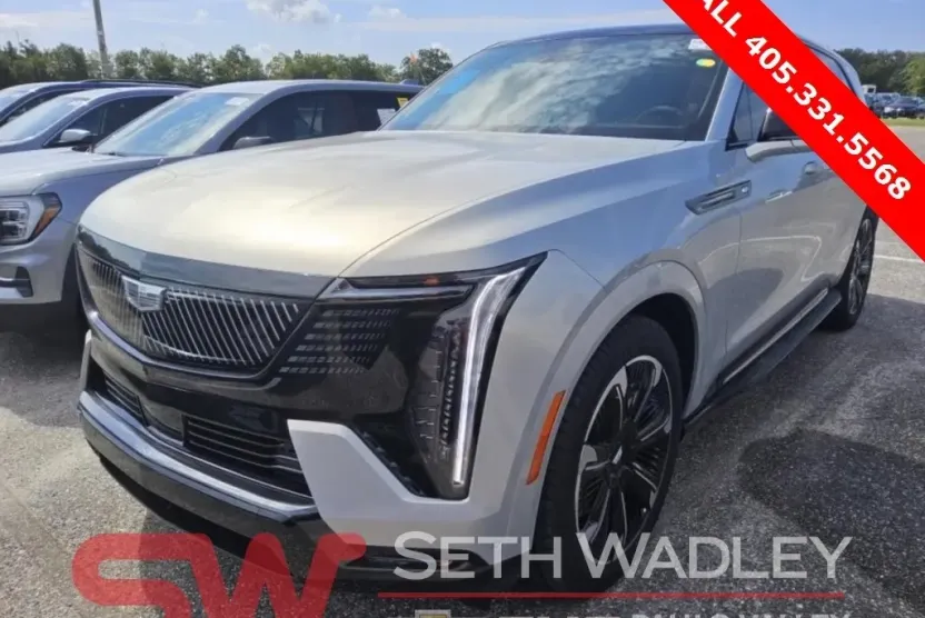 2025 Cadillac Escalade IQ Sport photo 1