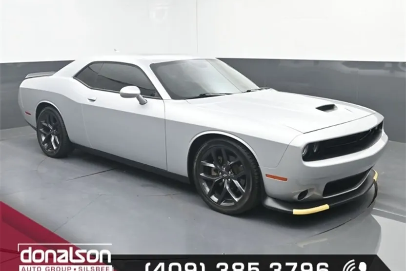 2023 Dodge Challenger GT photo 1