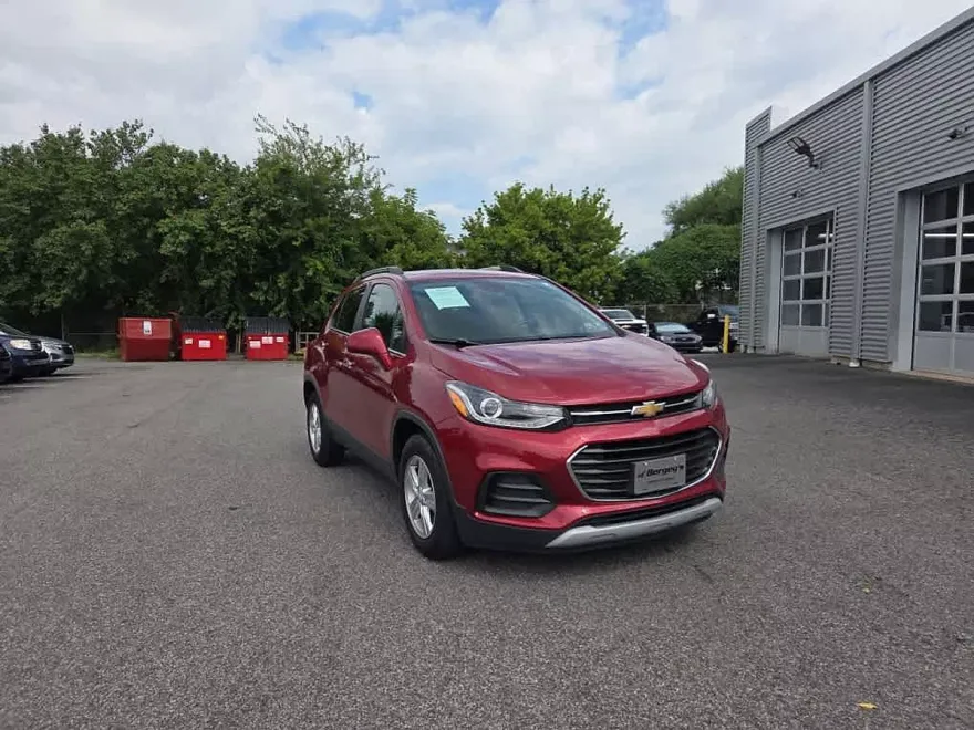 2019 Chevrolet Trax LT photo 1
