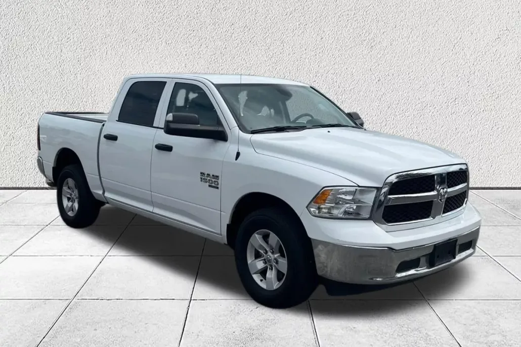 2023 Ram 1500 Classic SLT photo 1