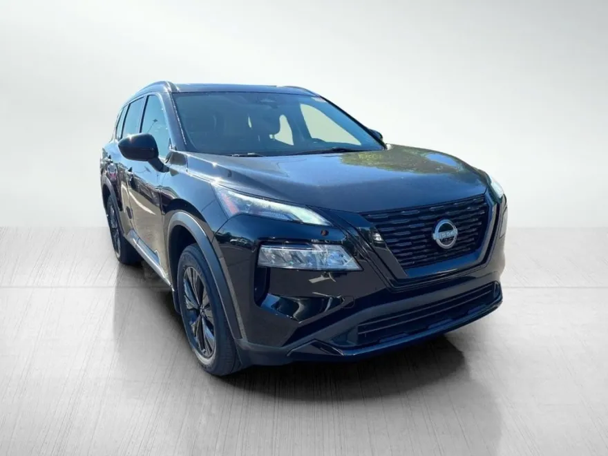 2023 Nissan Rogue SV photo 1