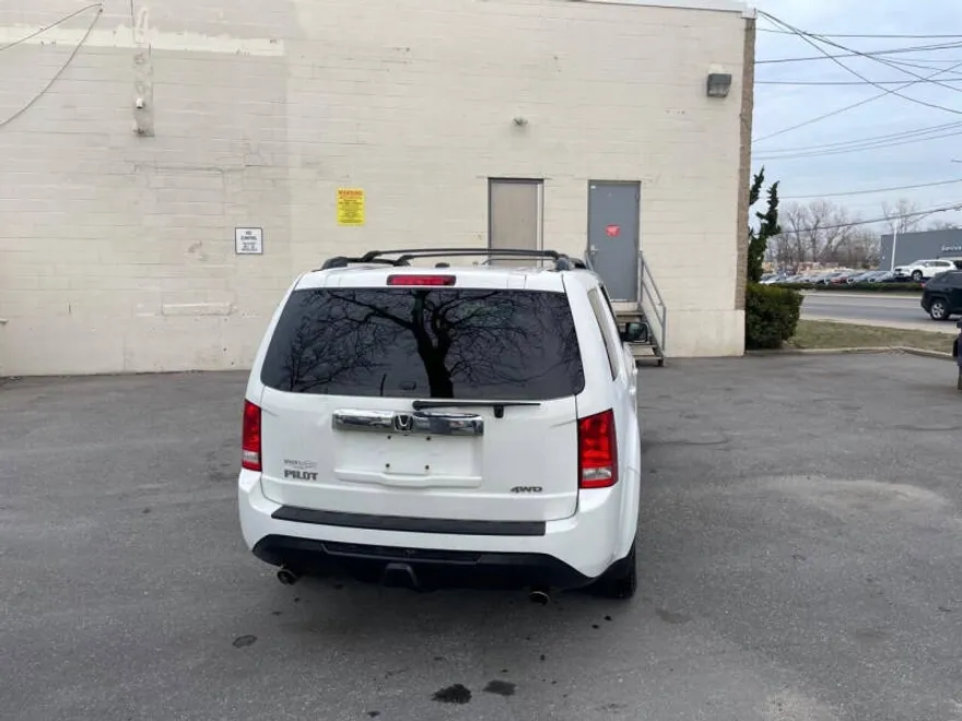 2015 Honda Pilot EX-L photo 1