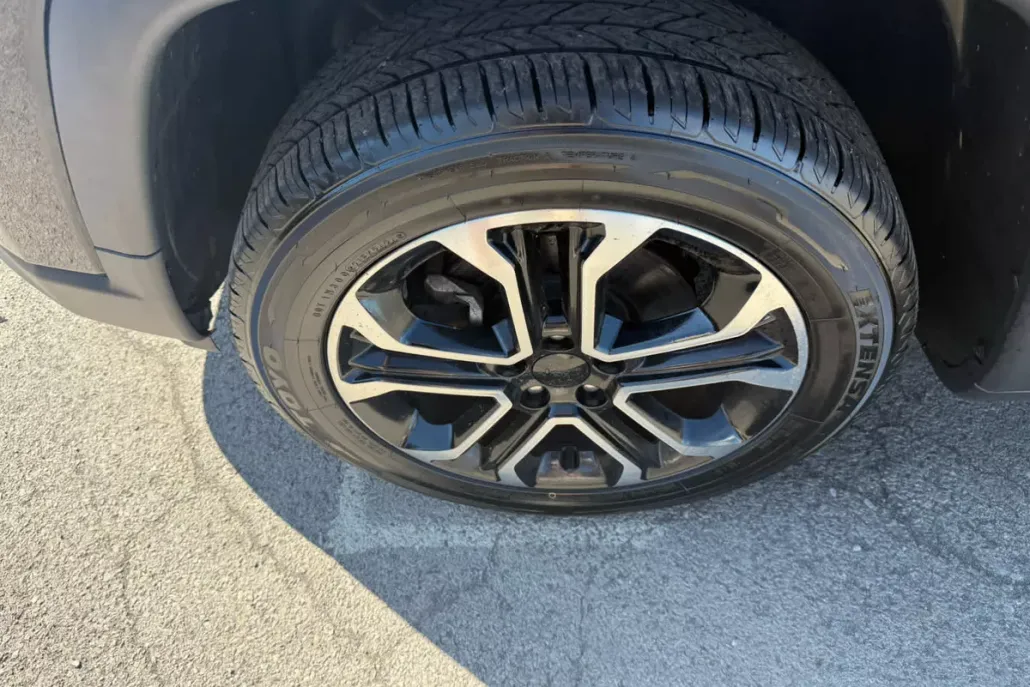 2022 Jeep Compass Limited photo 1