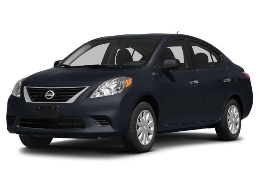 2015 Nissan Versa 1.6 SV photo 1