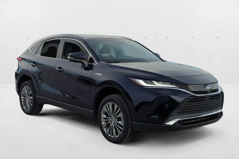 2021 Toyota Venza XLE photo 1