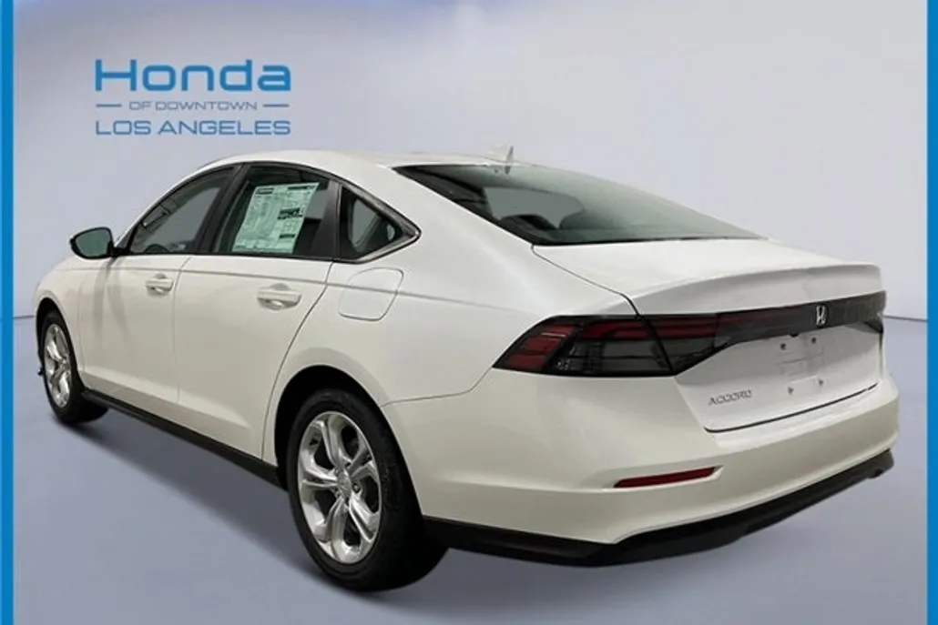 2025 Honda Accord LX photo 1