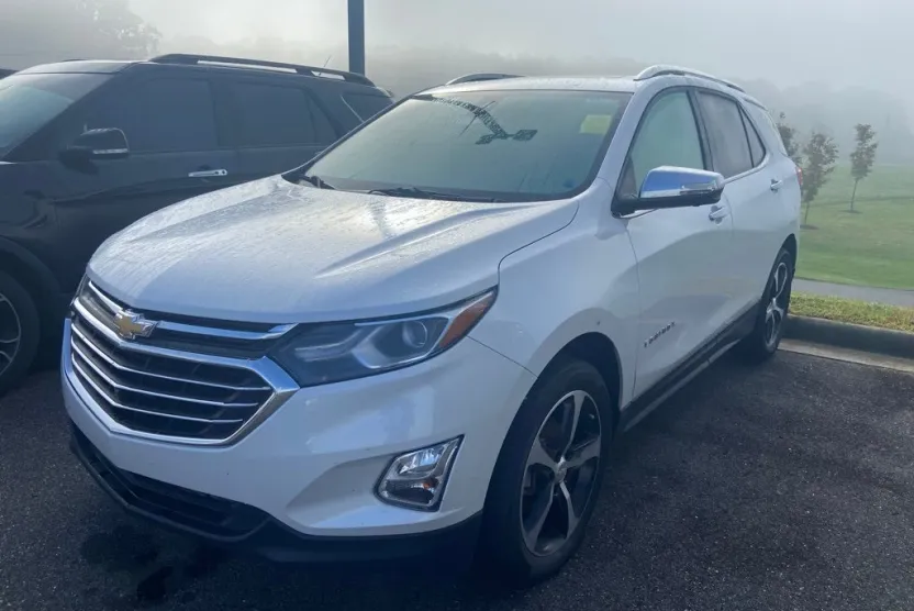 2021 Chevrolet Equinox Premier photo 1
