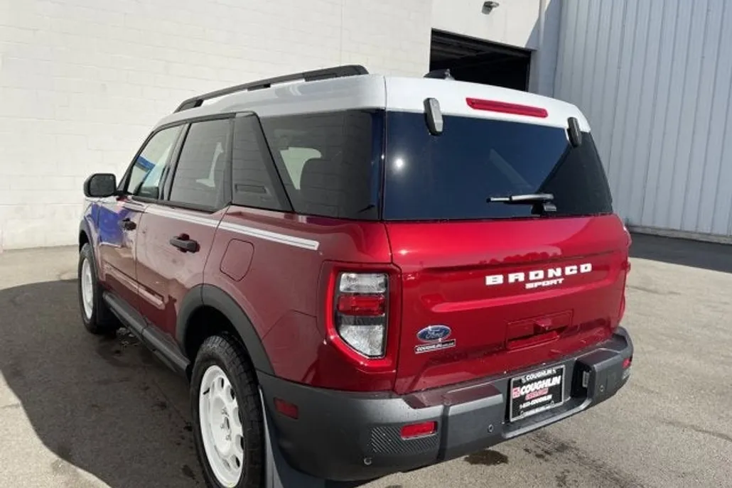 2025 Ford Bronco Sport Heritage photo 1