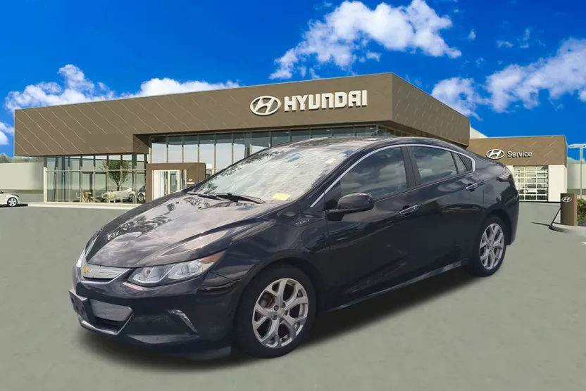 2017 Chevrolet Volt Premier photo 1