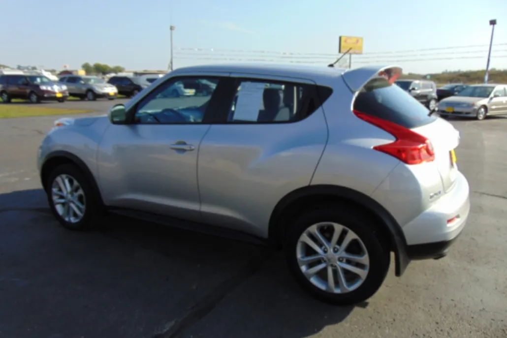 2014 Nissan Juke S photo 1