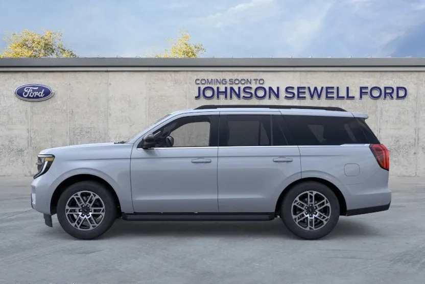 2025 Ford Expedition photo 1
