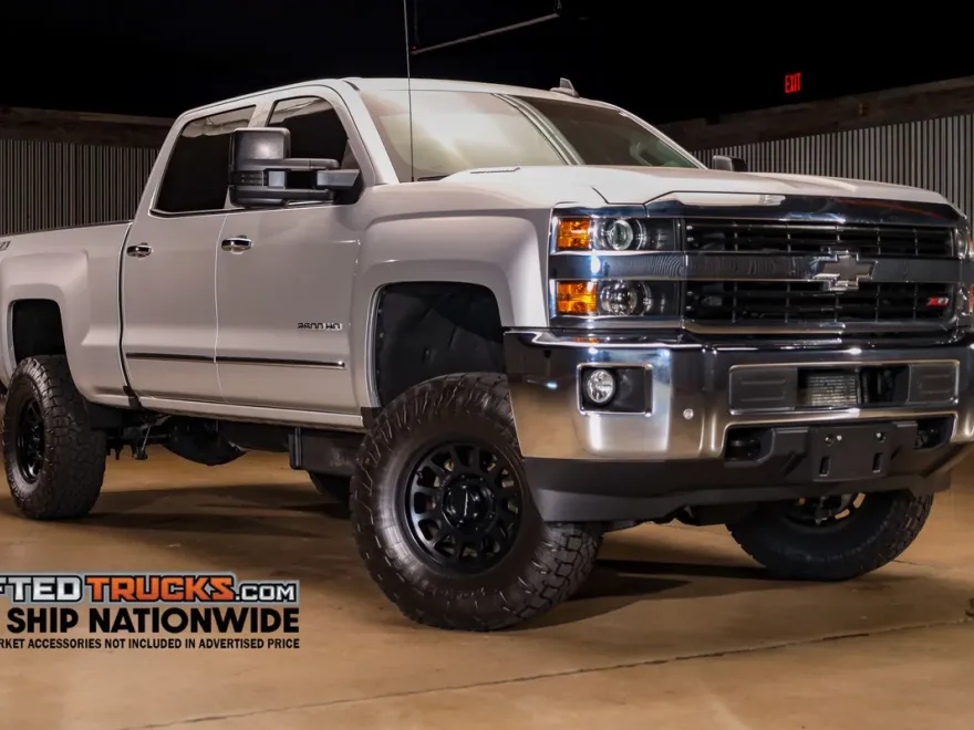 2016 Chevrolet Silverado 2500HD LTZ photo 1