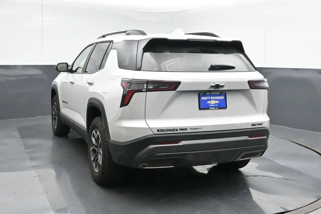 2025 Chevrolet Equinox ACTIV photo 1