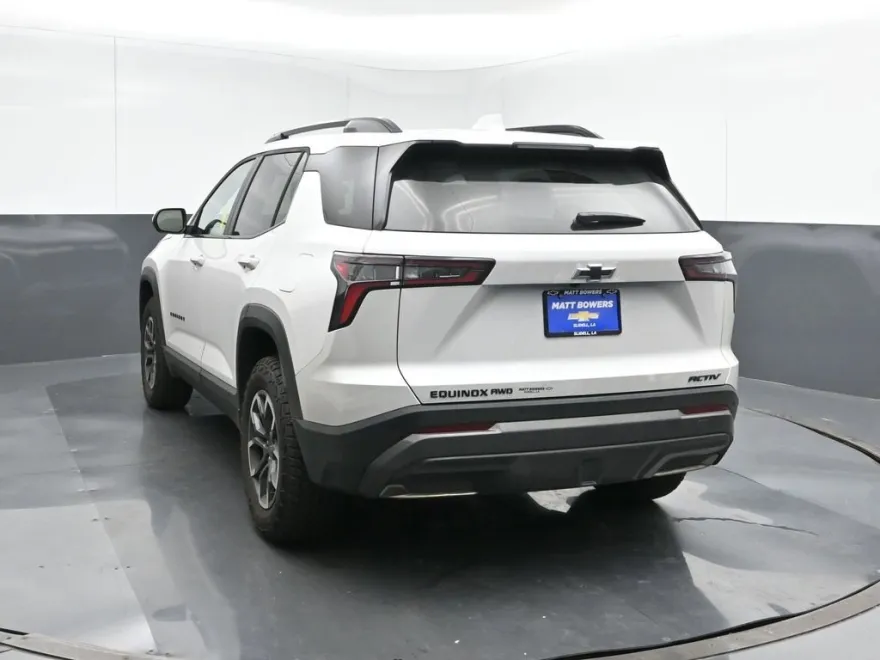 2025 Chevrolet Equinox ACTIV photo 1