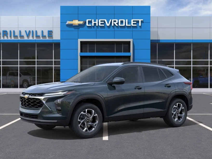2026 Chevrolet Trax LT photo 1