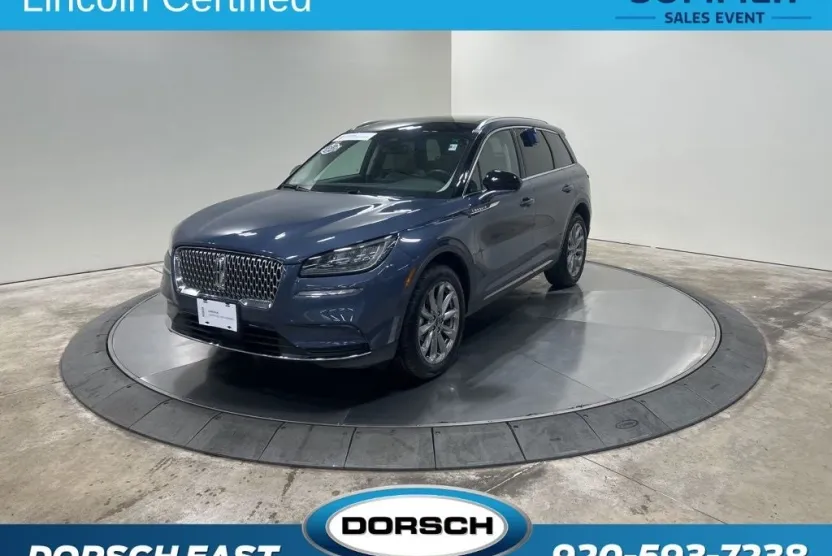 2022 Lincoln Corsair Standard photo 1