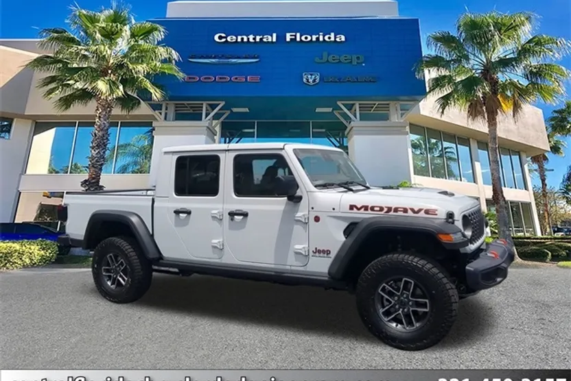 2025 Jeep Gladiator Mojave photo 1