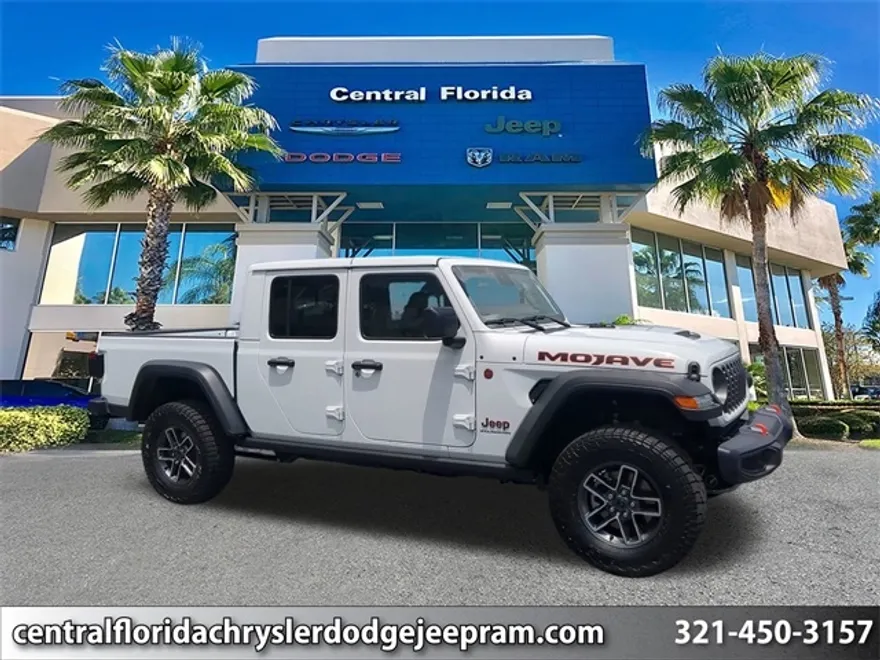 2025 Jeep Gladiator Mojave photo 1